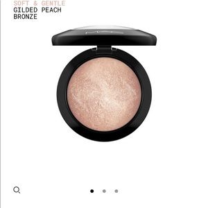 Mac highlight in soft and gentle